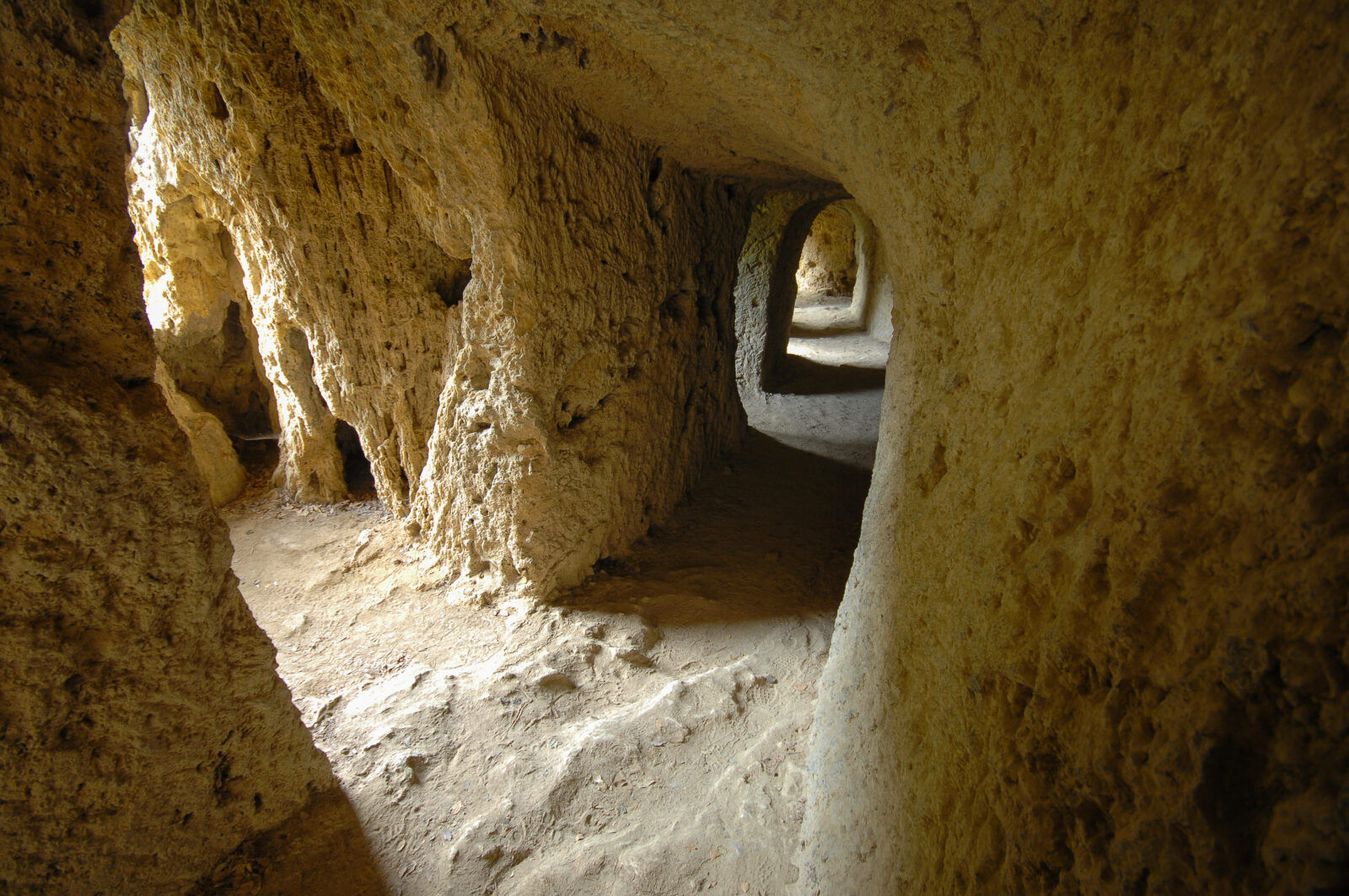 Tunnel at Villa Gregoriana