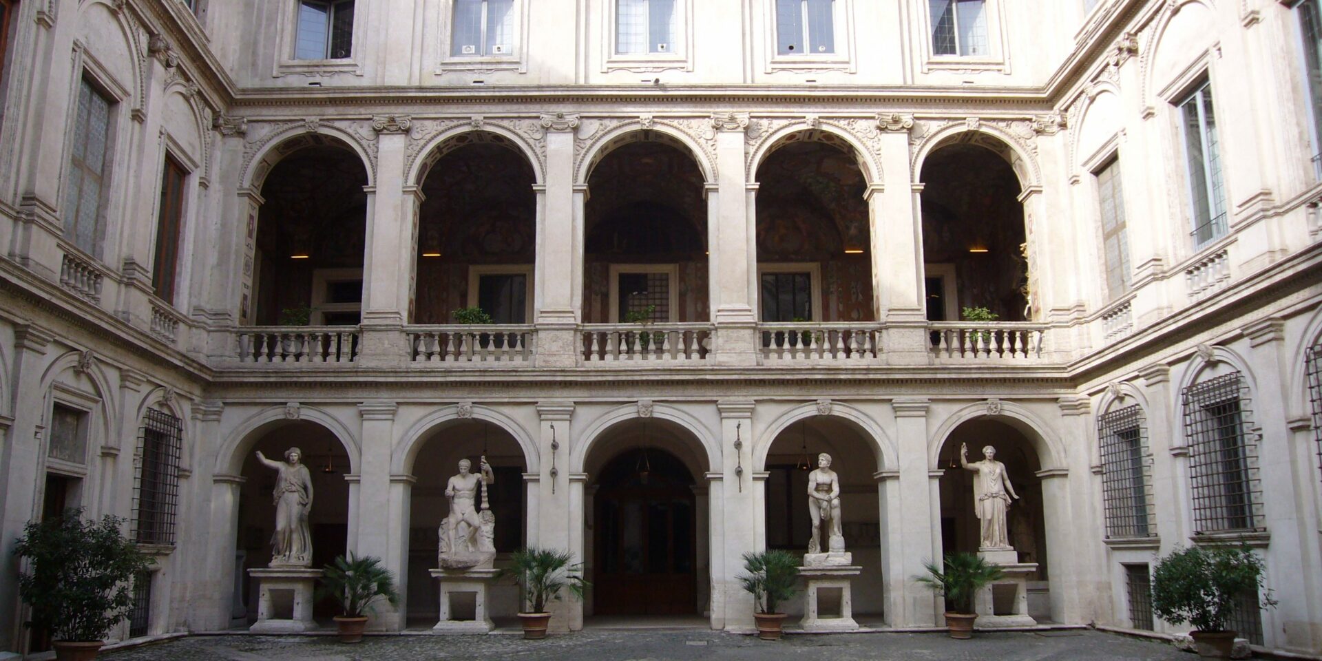 Cortile di Palazzo Altemps