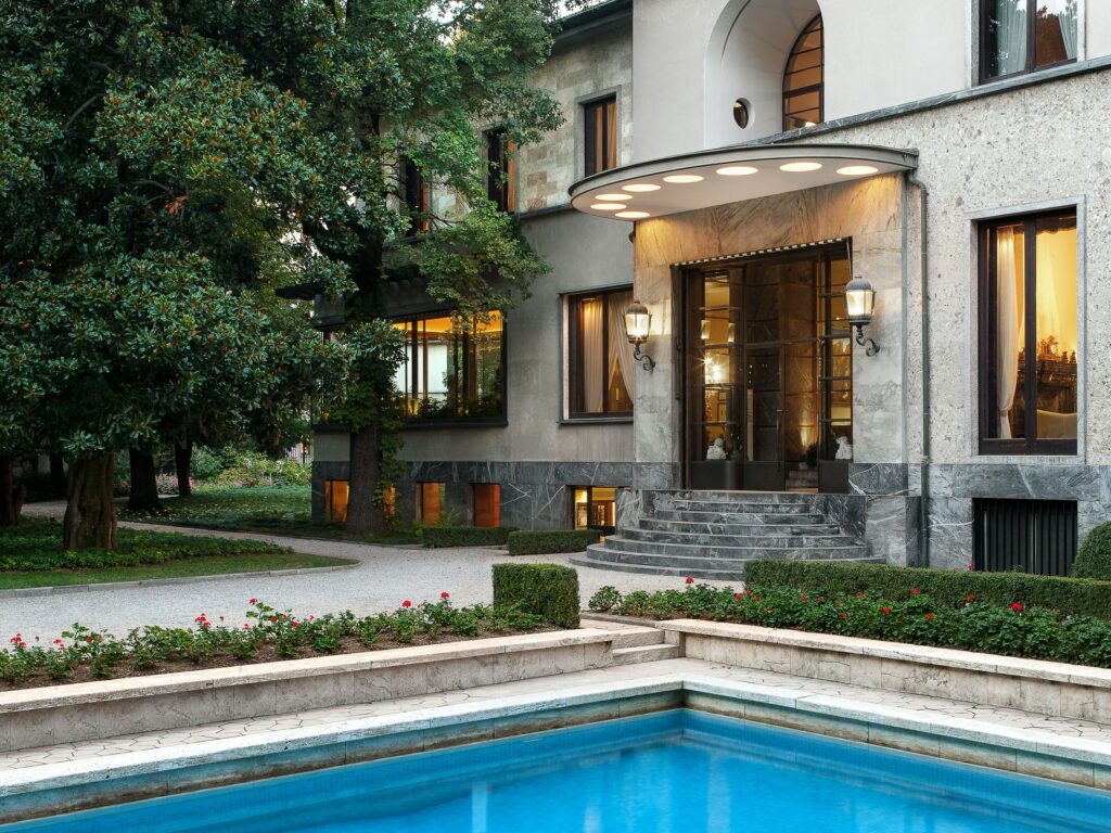 Exterior entrance of Villa Necchi Campiglio