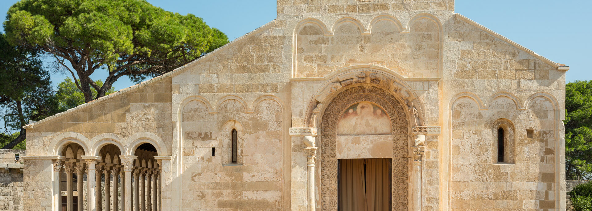 Abbazia di Santa Maria di Cerrate