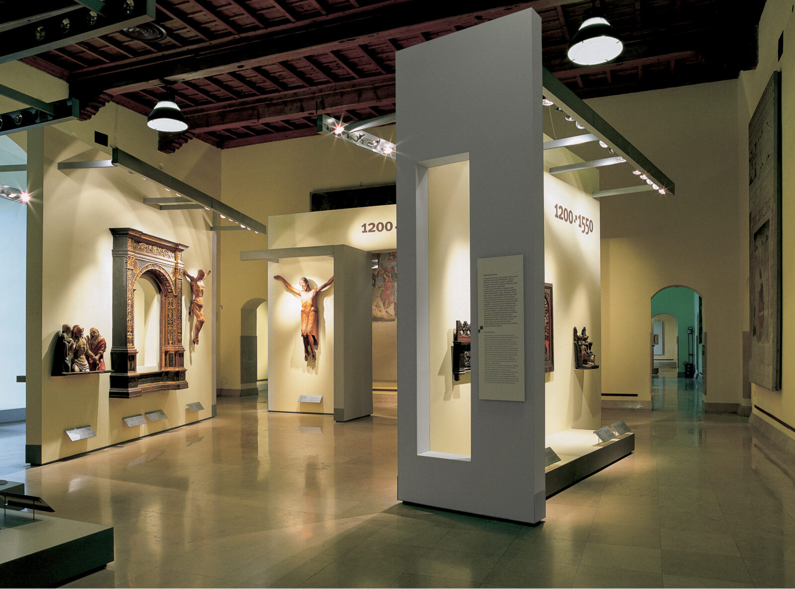 Museo dei mobili e delle sculture lignee